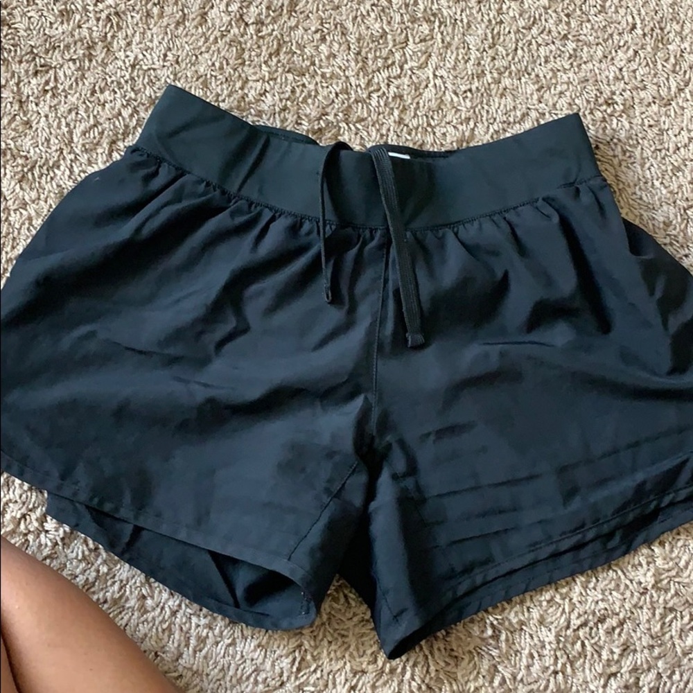 Black nike shorts